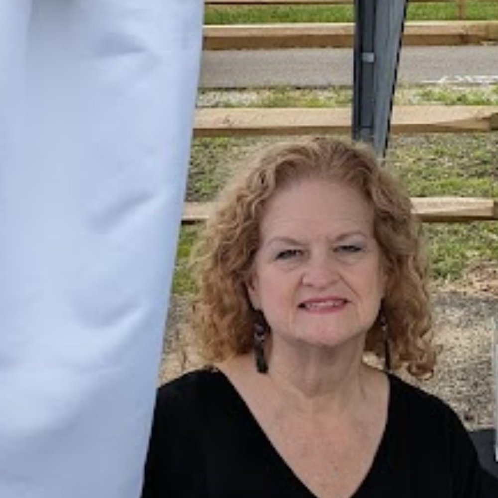 Meet your Posher, Denise